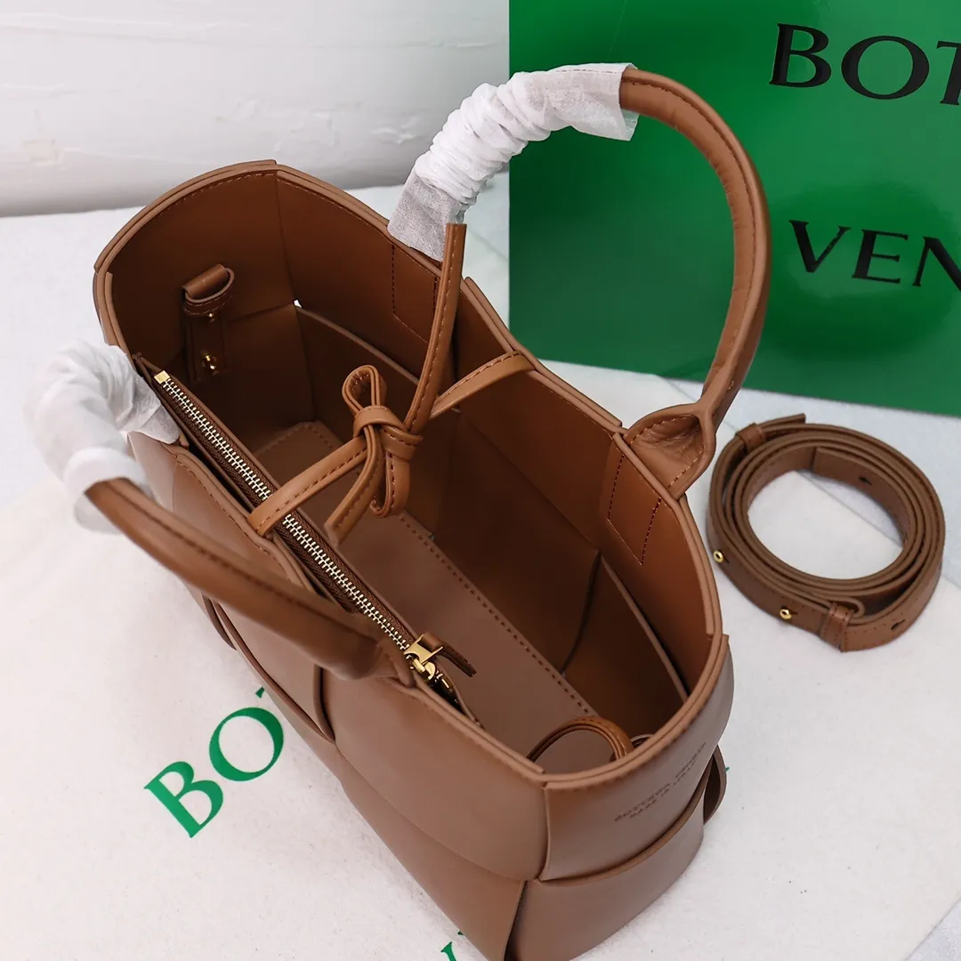 All Categories Official Website "Brand Women's Bags" Women's Bags 💙 BV 2025 Official Website New BV Crossbody Bag